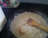 A picture of step 6 of spinach in bechamel sauce.