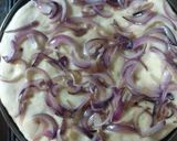 Foto del paso 3 de la receta: Pizza fugazza con champiñones y aceitunas