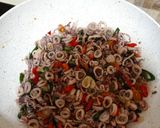 Foto langkah ke 4 dari resep Tumis Cumi Cabe Hijau.