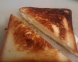 A picture of step 6 of Cheese swiss sandwich.