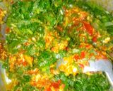 A picture of step 6 of Shinkafa da alayyahu sauce.