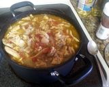 A picture of step 4 of Chicken green chile.