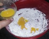 A picture of step 2 of Two tones biscuits baked in Karahi(wok).