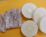 A picture of step 1 of Easy and Flavorful Squid with Daikon Radish.