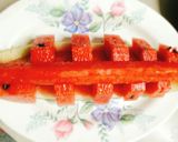 Hình bước làm 1 của món Cách cắt dưa hấu dễ nhất