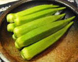 A picture of step 1 of ＊How to Prepare & Boil Okra＊.