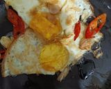 Foto langkah ke 4 dari resep Telur Ceplok Masak Kecap.