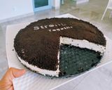 A picture of step 5 of Oreo Cheesecake.