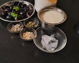 A picture of step 1 of Jamun Smoothie.