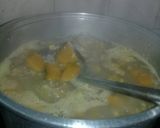 Foto langkah ke 1 dari resep Bubur manado sederhana.