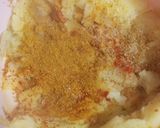 A picture of step 2 of Aloo tikki.
