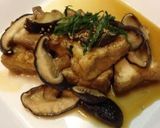 A picture of step 5 of Foolproof! Sweet and Savory Shiitake and Deep Fried Tofu Stir-Fry.