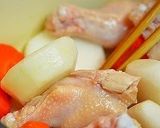 A picture of step 4 of Chicken Drumsticks & Daikon Radish Simmered with Ginger.