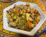 Une image de l'étape 28 de Poulet aux carottes, panais, petits pois et pommes de terre.