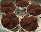 Foto langkah ke 3 dari resep Kue Bolu Coklat Kukus - No Mixer + No Telur -.