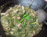 Foto langkah ke 4 dari resep Cumi Cabe Ijo.