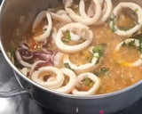 Foto del paso 5 de la receta: Calamares en salsa