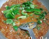 A picture of step 1 of Shimla Mirch Kheema Spaghetti.