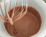 Foto del passaggio 3 della ricetta Naked cake cioccolato, panna e frutti di bosco