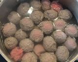Foto langkah ke 6 dari resep Bakso Sapi Kenyal.