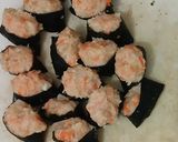 Foto langkah ke 6 dari resep Chicken Carrot Seaweed Rolls.