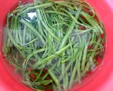 Hình bước làm 1 của món Gỏi rau muống