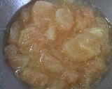 A picture of step 3 of Grapefruit Jam.