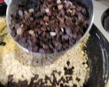 A picture of step 4 of Chocolate Chip Cookies.