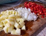 Foto del paso 2 de la receta: Arroz integral con verduras y frutas salteadas
