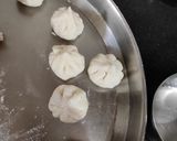 A picture of step 6 of Ukdiche modak.