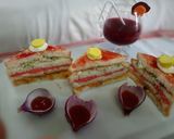 A picture of step 9 of Classic fruit mix club sandwich.