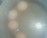 A picture of step 2 of Perfectly boiled egg without cracks.
