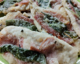 Foto del passaggio 5 della ricetta Saltimbocca alla Romana