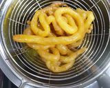 A picture of step 5 of Jalebi.