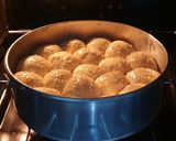 Foto langkah ke 6 dari resep Khaliat Al Nahl (Honeycomb Bread).