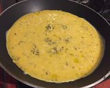 Une image de l'étape 4 de Omelette à la truffe du Périgord.