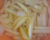 Foto langkah ke 5 dari resep Frenchfries krunchy ala2 KFC bahan2 praktis yg ada didapur.