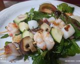 Foto del paso 4 de la receta Brochetas de gambas, calamar y sepia