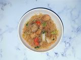 Bihun ayam nyemek