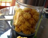 Foto langkah ke 5 dari resep Kue semprit susu ekonomis.