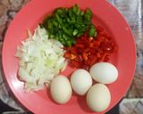 Foto langkah ke 2 dari resep Omelet Spanyol.