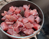Foto del paso 2 de la receta: Atún encebollado con tomate