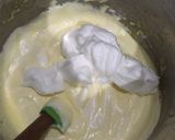 Foto langkah ke 6 dari resep Japanese Cheese Cake (Dengan Keju Cheddar).