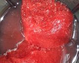 A picture of step 1 of Strawberry creamer.