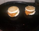 A picture of step 4 of Idli bhaji atom bomb.