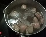 A picture of step 1 of Umami-Packed Beef Tendon Curry.