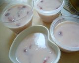 A picture of step 5 of Strawberry Milk Jello.
