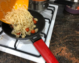 Foto del paso 7 de la receta: Espaguetis con setas champiñones y filete de atún