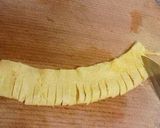A picture of step 2 of Omelette Crepe Flower Decoration for Character Bento.