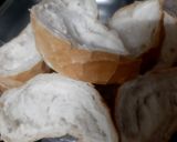 Hình bước làm 1 của món Bánh mì nướng bơ và con ruốc